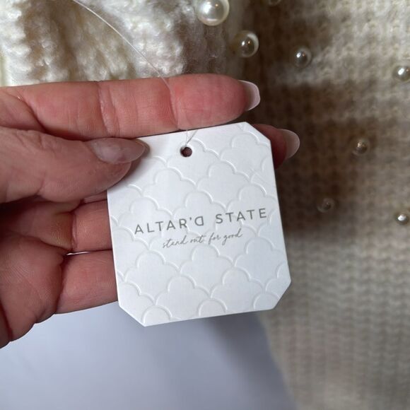 Altar'd State Pearled Ivory Crew Neck Sweater with Pearl Embellishments. Size M. - Picture 5 of 10